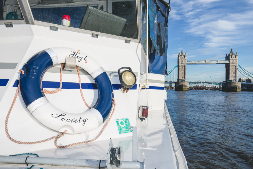 Photographer for a Thames River Cruise